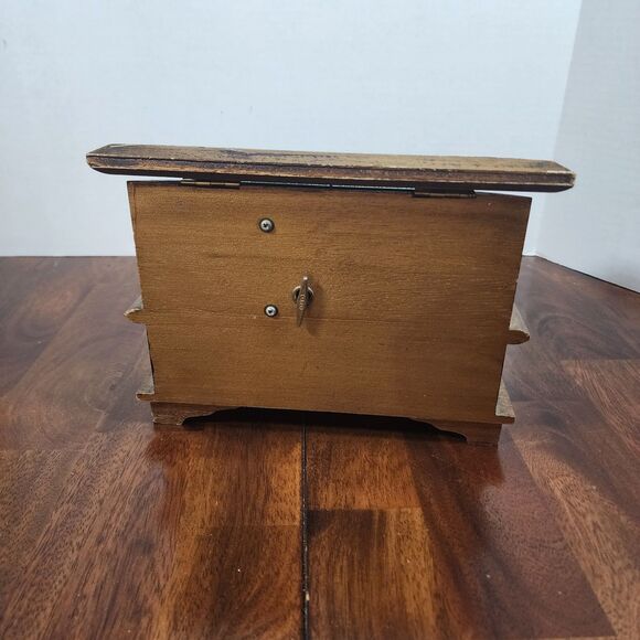 Vintage Florentine Musical Jewelry Box - Picture 6 of 12